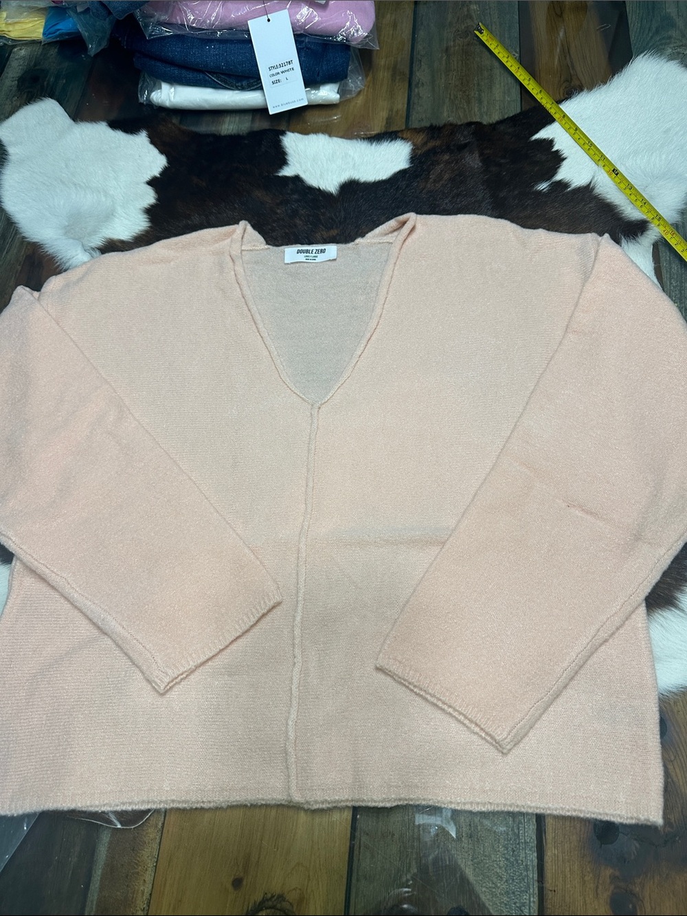 Net Double Zero Women's V-Neck Sweater in Light Blush